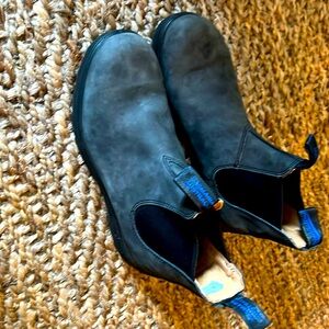 Blundstone unisex boots